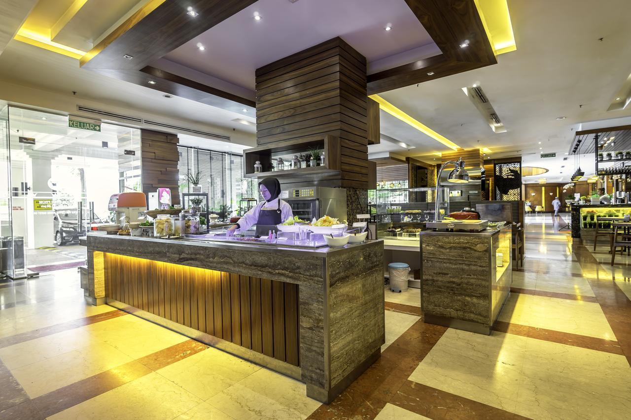 Crystal Crown Hotel Petaling Jaya Eksteriør billede